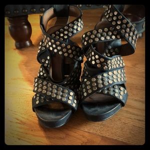 Zara Woman Statement Heels